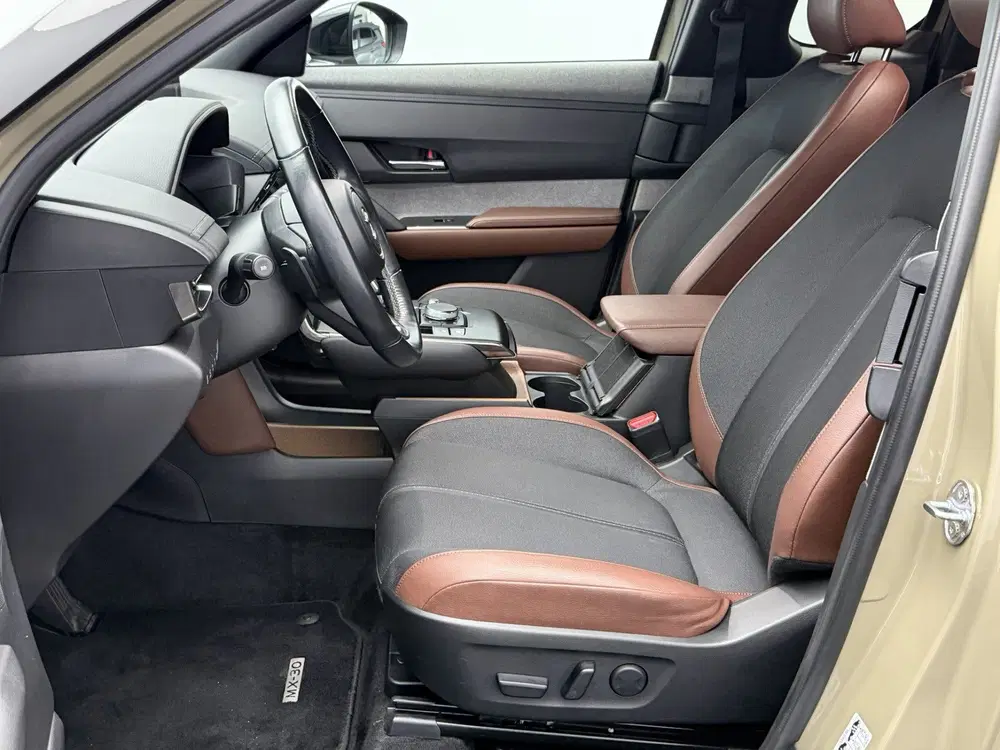 Mazda MX-30 e-SkyActiv R-EV 170 Makoto uit 2023, foto 3