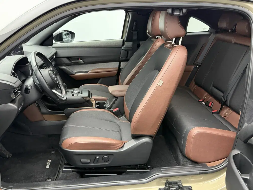Mazda MX-30 e-SkyActiv R-EV 170 Makoto uit 2023, foto 6