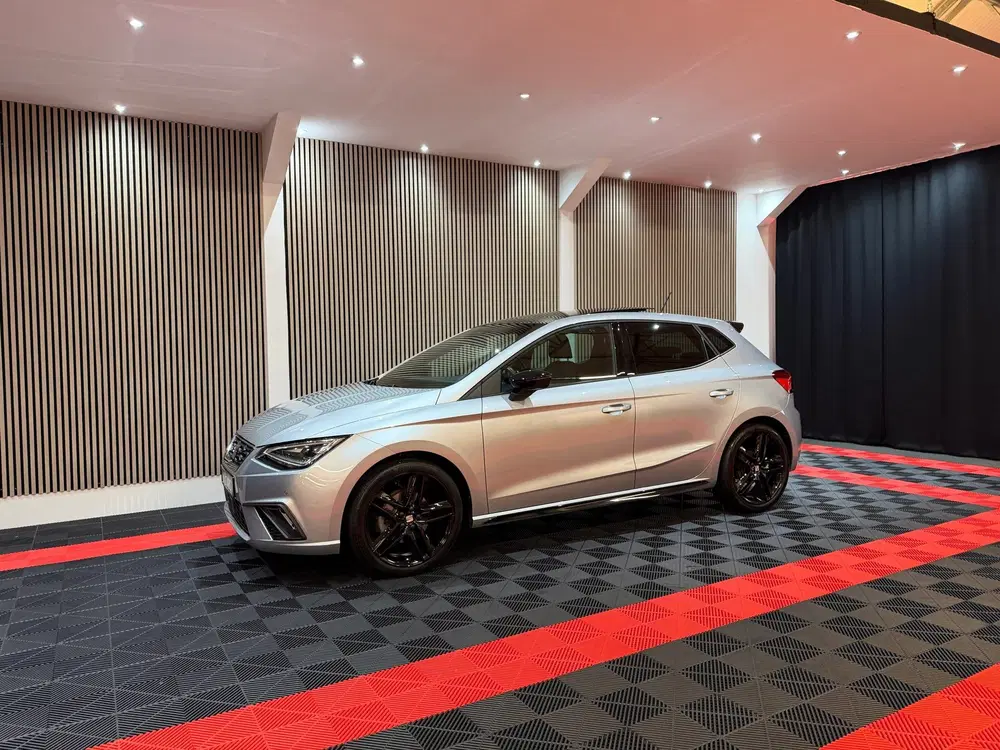 SEAT Ibiza 1.5 TSI FR Business Black Line Face lift P uit 2023, foto 10