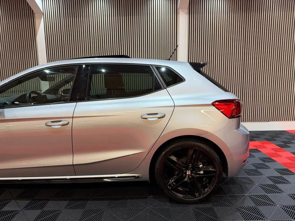 SEAT Ibiza 1.5 TSI FR Business Black Line Face lift P uit 2023, foto 13