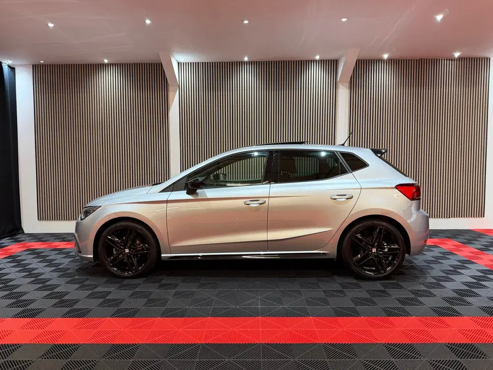 SEAT Ibiza 1.5 TSI FR Business Black Line Face lift P uit 2023, foto 9