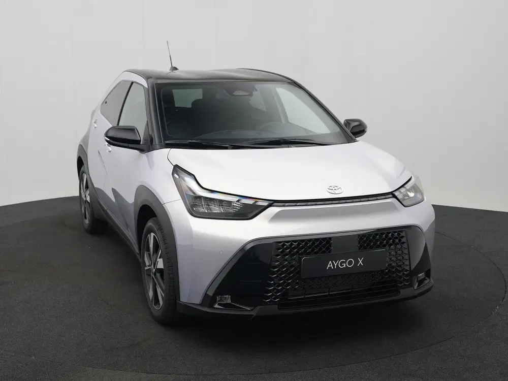 Toyota Aygo X Hybrid 115 pulse uit 2026, foto 2