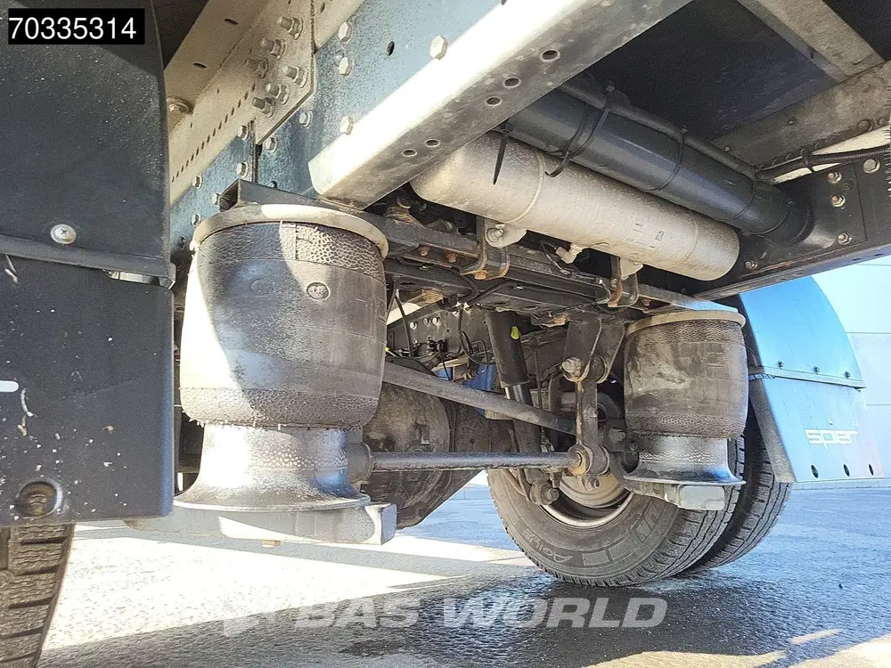 Iveco Daily 3.0L Automaat 210PK Laadklep 1000KG D'Holl uit 2024, foto 14