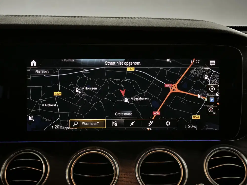 Mercedes-Benz E-Klasse 300 e 4MATIC AMG Line uit 2022, foto 11