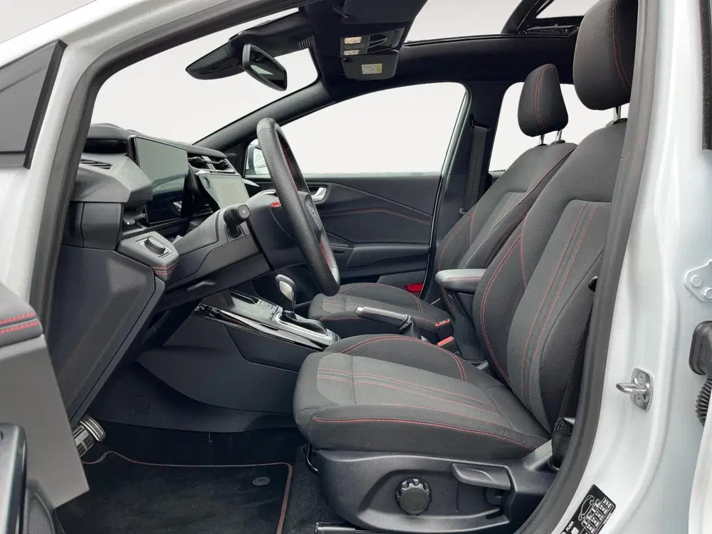 Ford Puma St-line uit 2025, foto 10