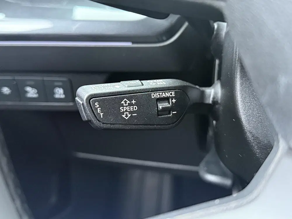 Audi Q4 e-tron 45 quattro S edition 77 kWh uit 2023, foto 14