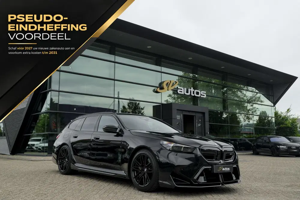 BMW M5 V8 727pk Hybrid Panoramadak Keramisch Full uit 2025