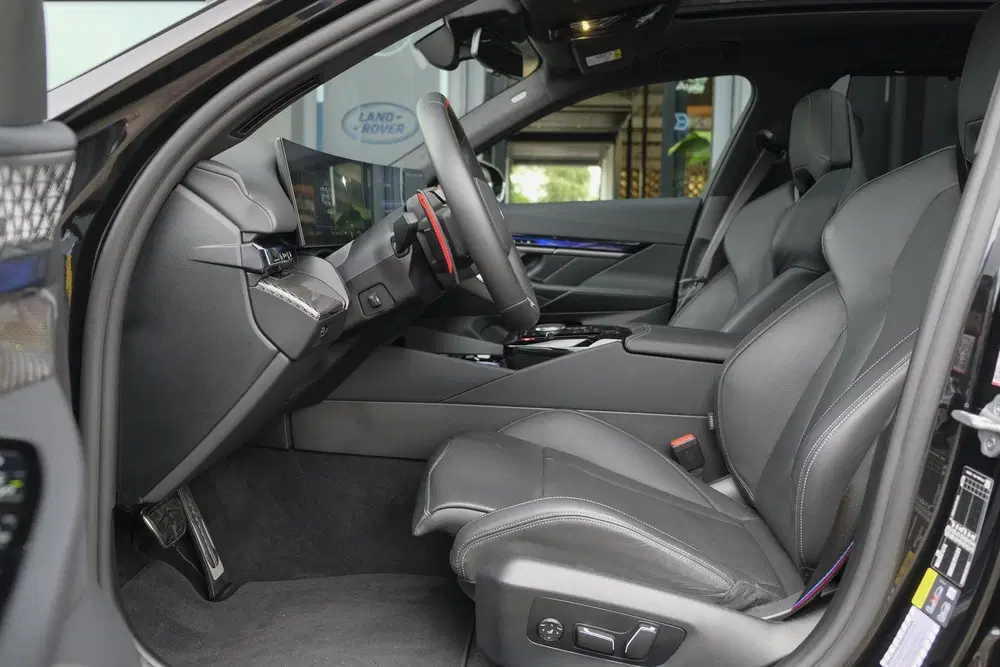 BMW M5 V8 727pk Hybrid Panoramadak Keramisch Full uit 2025, foto 10