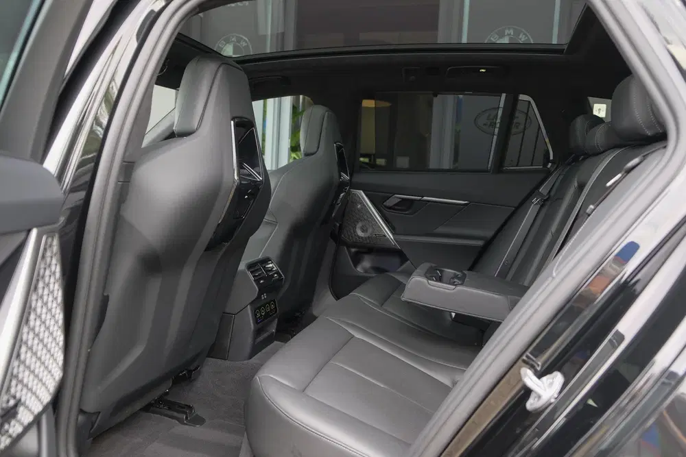 BMW M5 V8 727pk Hybrid Panoramadak Keramisch Full uit 2025, foto 11