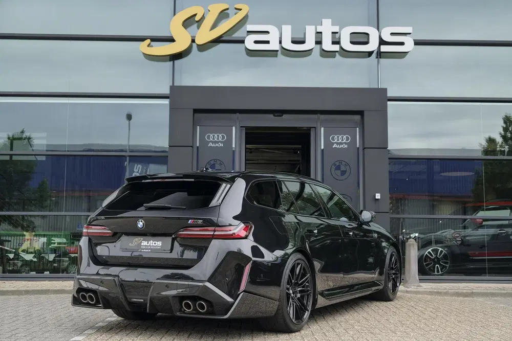 BMW M5 V8 727pk Hybrid Panoramadak Keramisch Full uit 2025, foto 2
