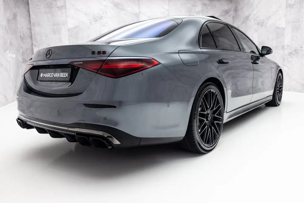 Mercedes-Benz S-Klasse 63 AMG S E Performance uit 2023, foto 2