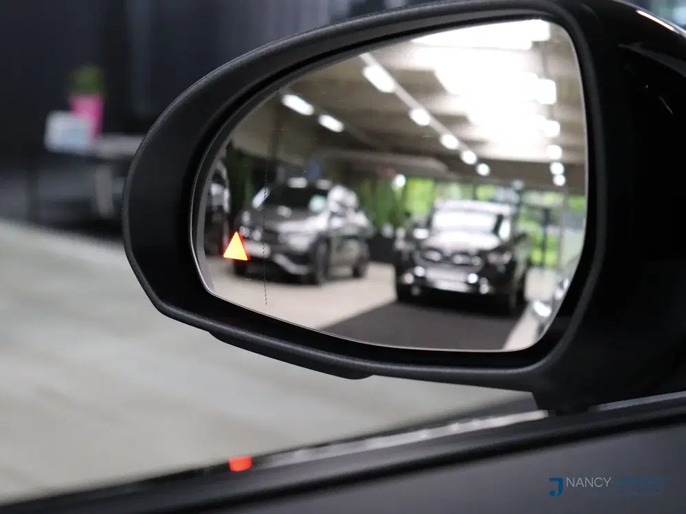 Mercedes-Benz GLC GLC 300e 4M uit 2025, foto 13
