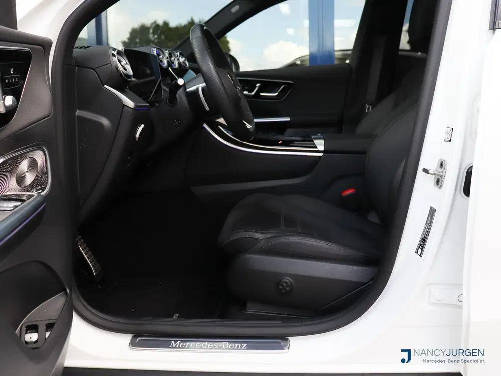 Mercedes-Benz GLC GLC 300e 4M uit 2025, foto 14