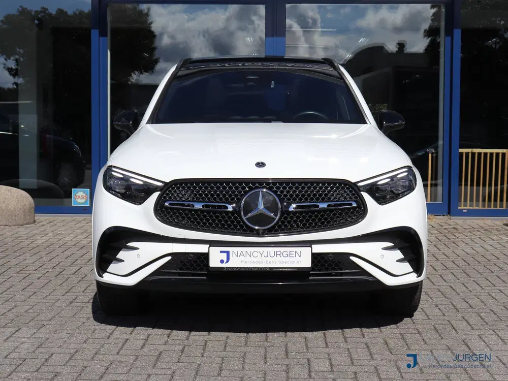 Mercedes-Benz GLC GLC 300e 4M uit 2025, foto 7