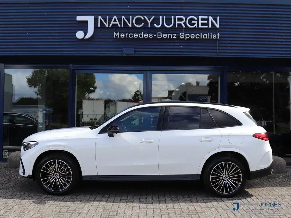 Mercedes-Benz GLC GLC 300e 4M uit 2025, foto 8