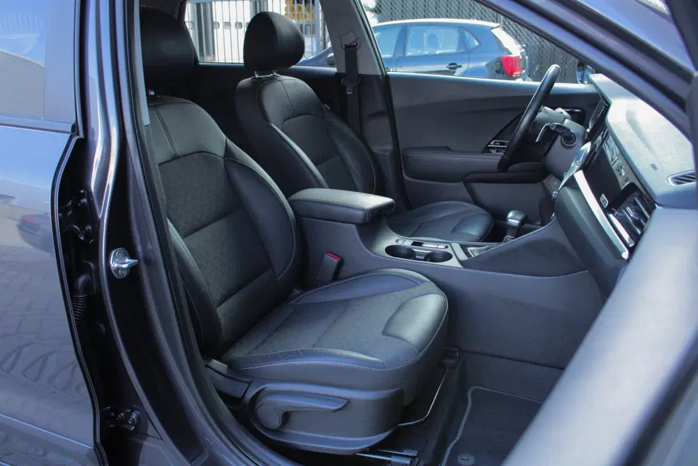 Kia Niro 1.6 GDi Hybrid DynamicPlusLine uit 2019, foto 8