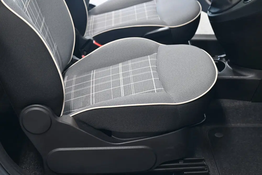 Fiat 500 0.9 TwinAir Turbo Lounge (bj 2019) uit 2019, foto 14