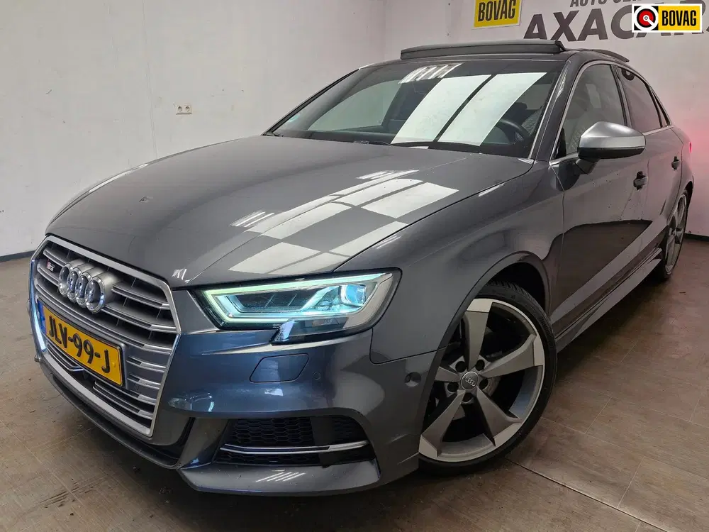 Audi A3 2.0 TFSI S3 Quattro 300 PK uit 2019