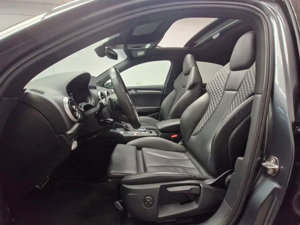 Audi A3 2.0 TFSI S3 Quattro 300 PK uit 2019, foto 12