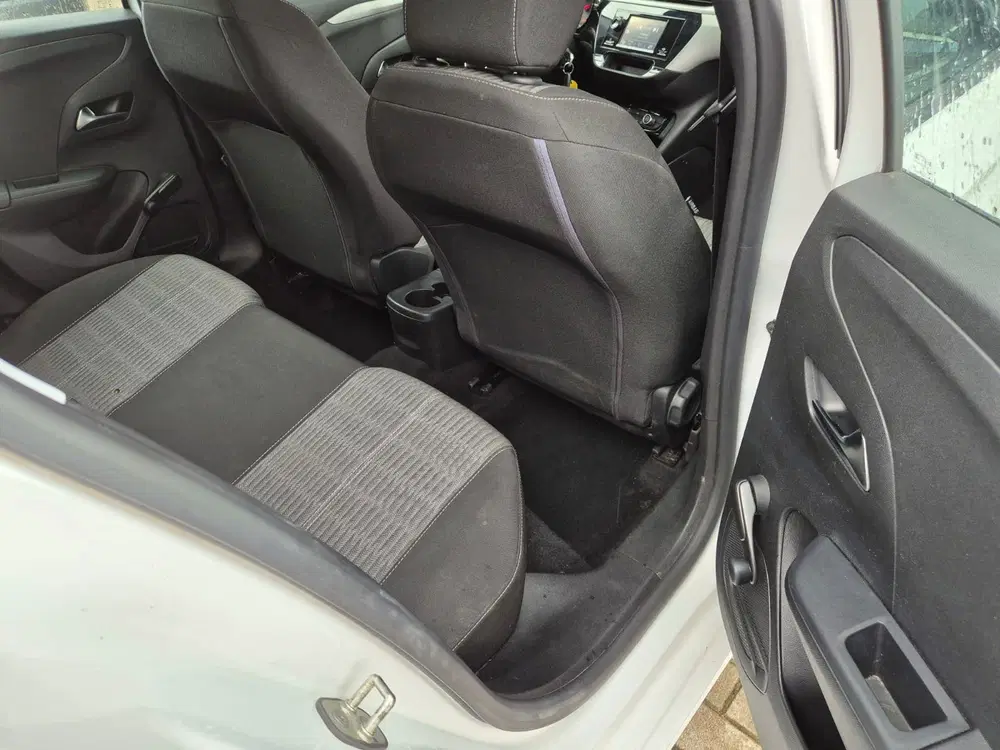Opel Corsa 1.2 uit 2021, foto 13