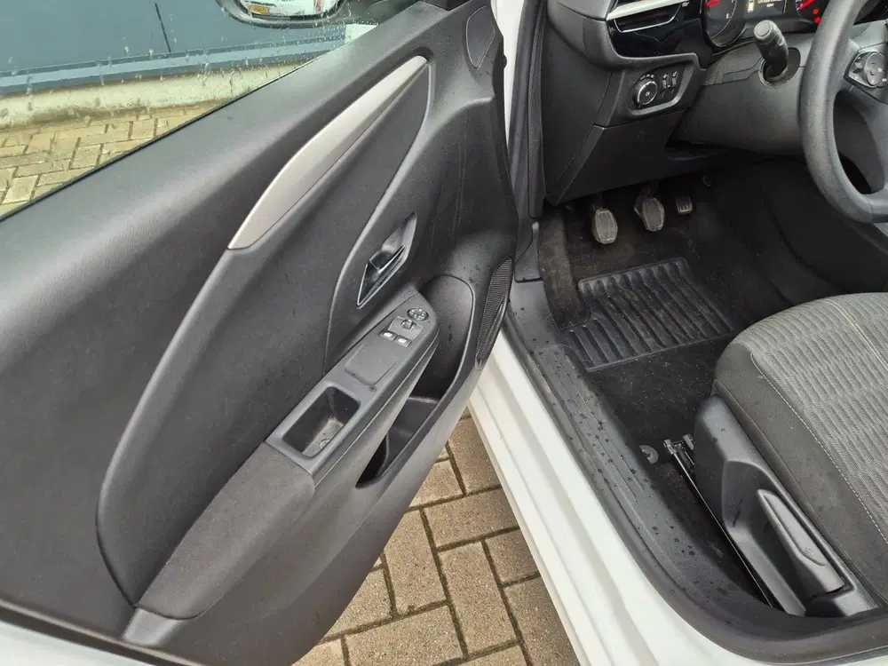 Opel Corsa 1.2 uit 2021, foto 9