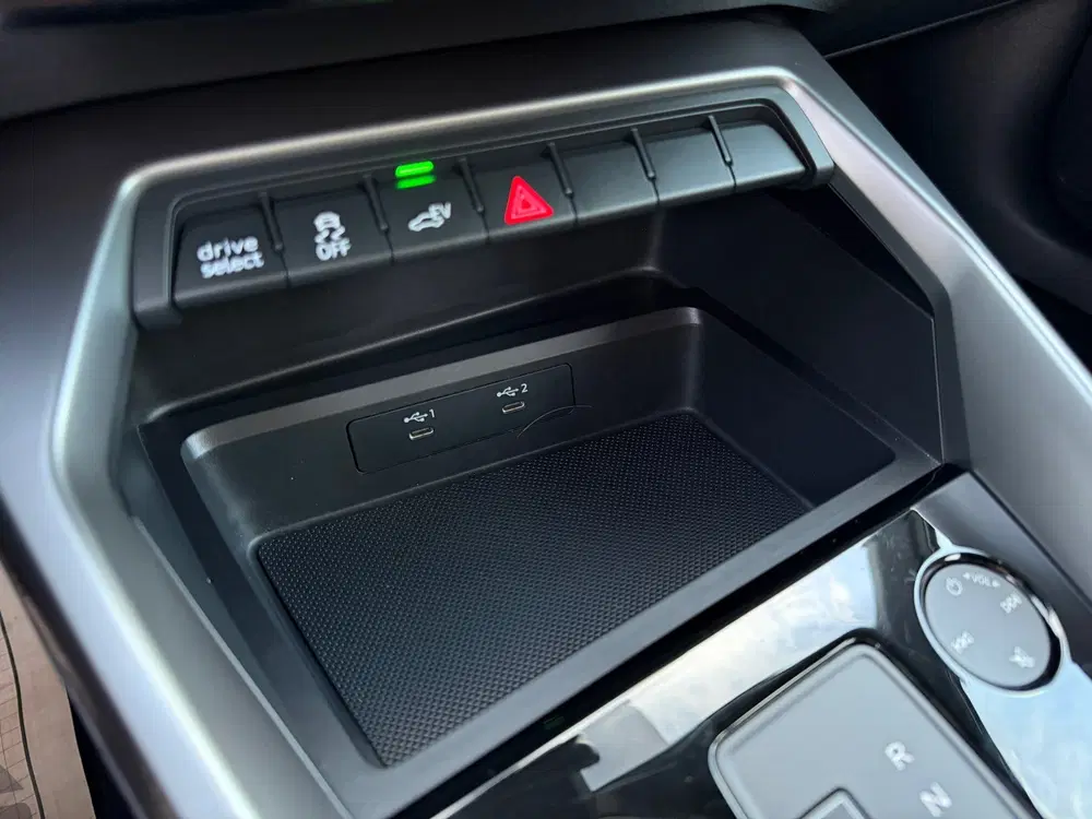 Audi A3 40 TFSI e Edition Incl NAP CarPass uit 2024, foto 12