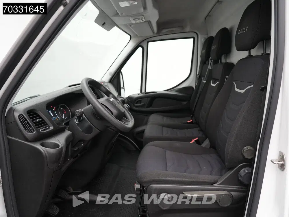 Iveco Daily L2H2 Airco Cruise 3500kg trekgewicht Euro6 uit 2021, foto 13