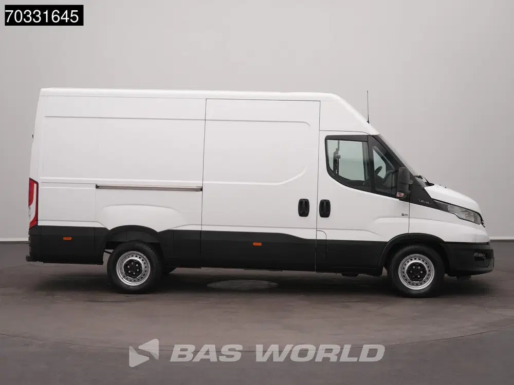 Iveco Daily L2H2 Airco Cruise 3500kg trekgewicht Euro6 uit 2021, foto 8