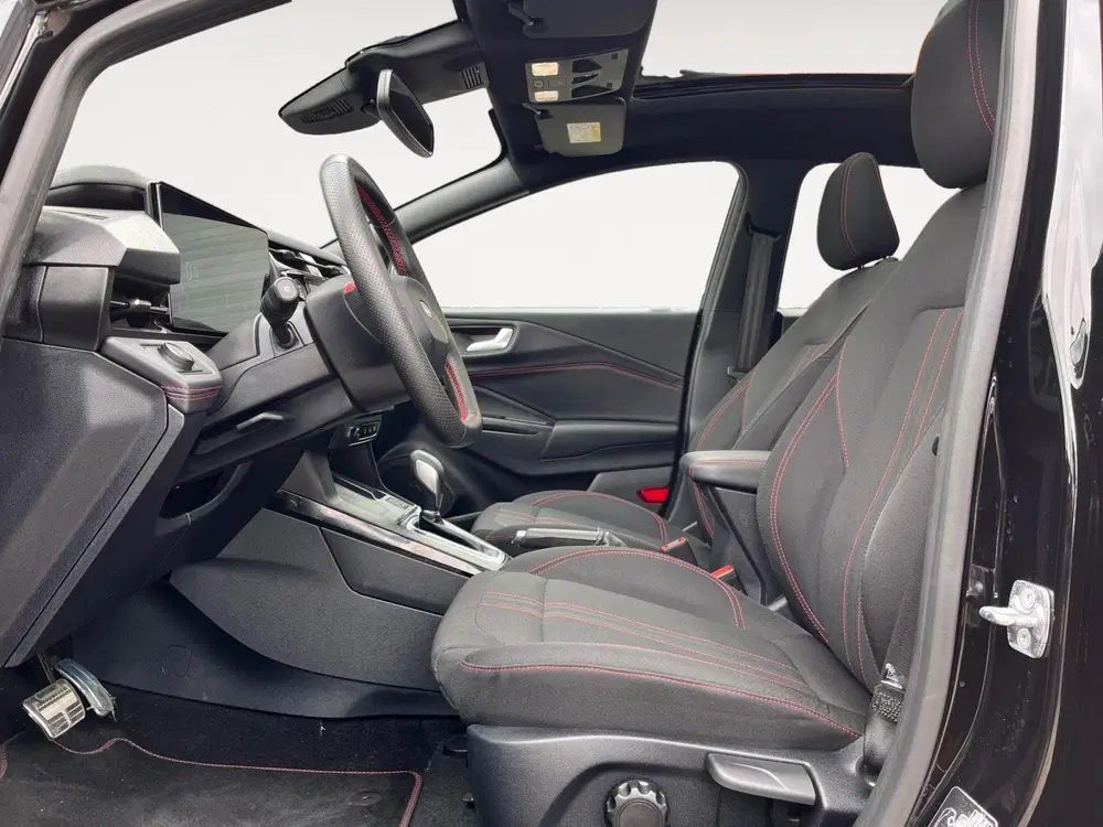 Ford Puma ST-Line uit 2025, foto 5