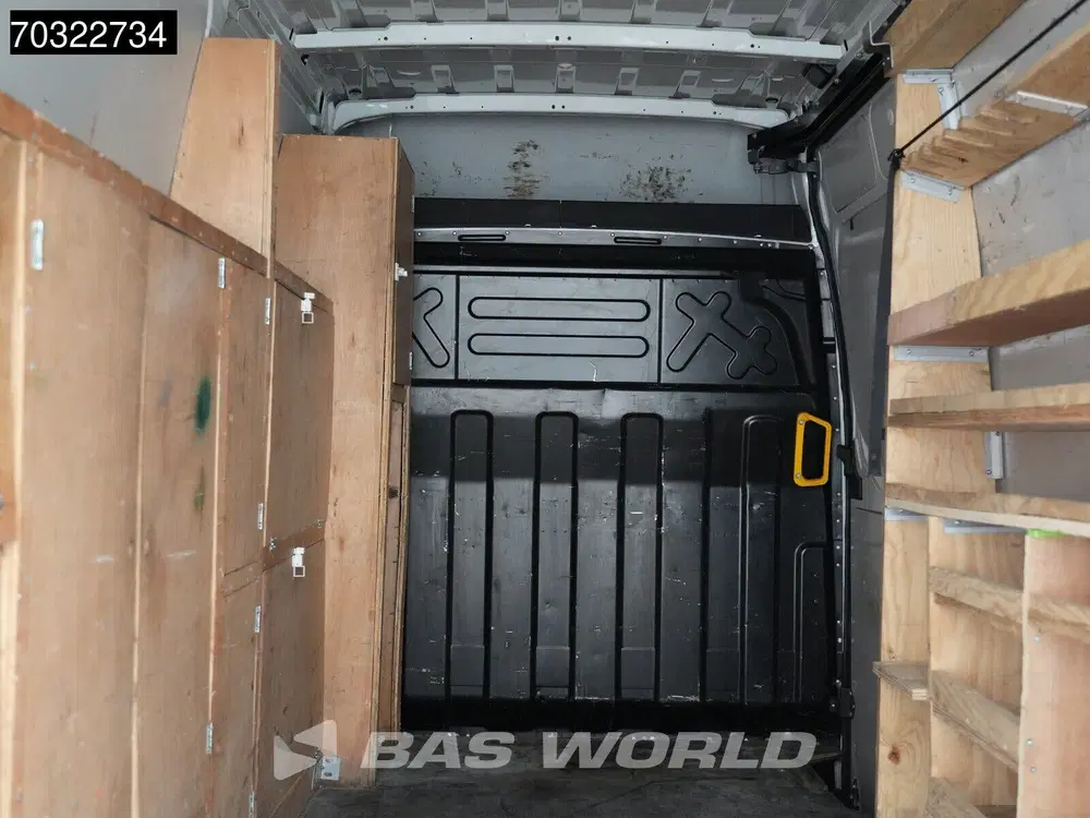 Iveco Daily 3.0L 180PK Automaat L2H2 LED Navi Camera A uit 2023, foto 9
