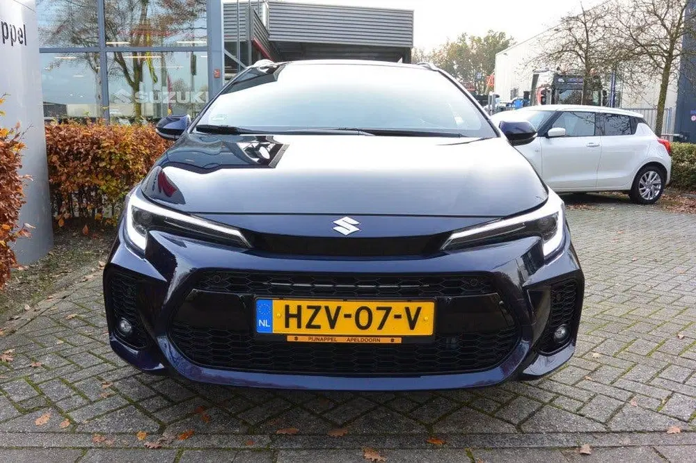 Suzuki Swace 1.8 Hybrid Style AUTOMAAT uit 2024, foto 2