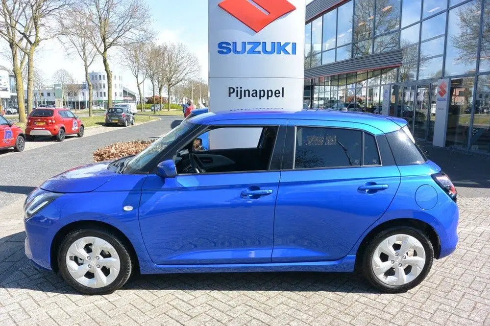 Suzuki Swift 1.2 Select 5-deurs Smart Hybrid uit 2025, foto 3