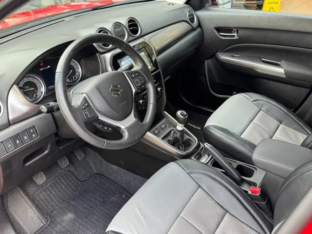 Suzuki Vitara 1.4 Select Smart Hybrid uit 2022, foto 3