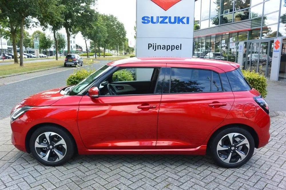Suzuki Swift 1.2 Style Smart Hybrid 5-deurs uit 2025, foto 4