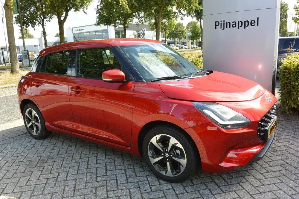 Suzuki Swift 1.2 Style Smart Hybrid 5-deurs uit 2025, foto 9