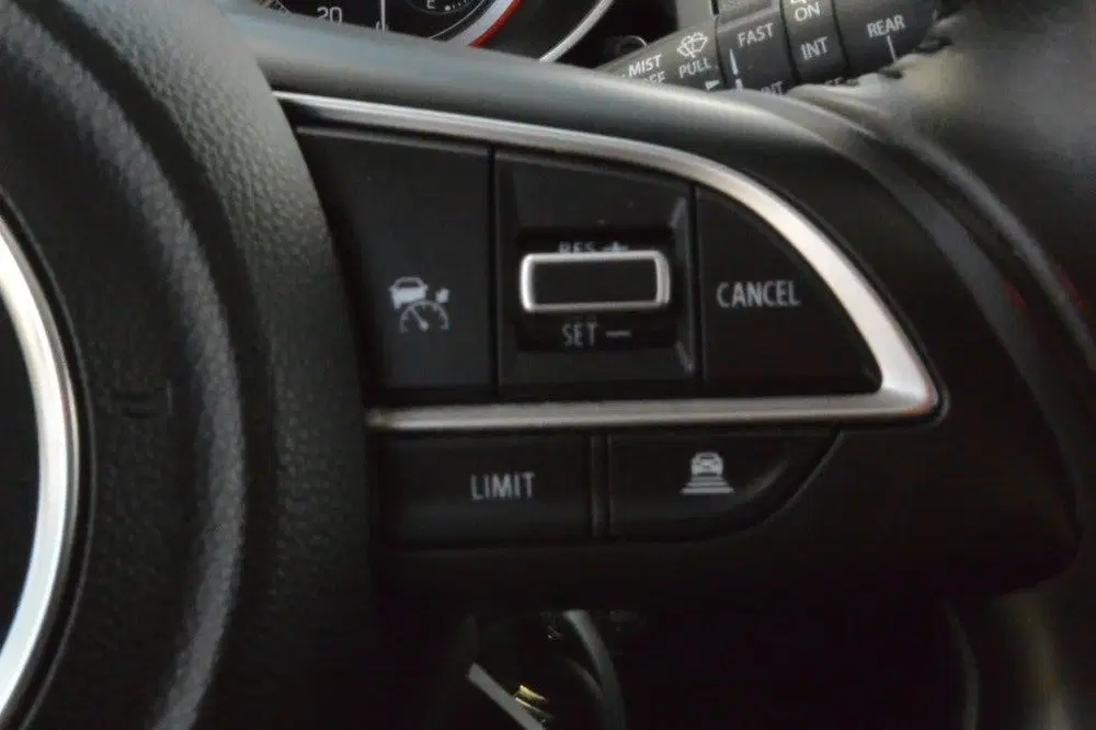 Suzuki Swift 1.2 Select Smart Hybrid 5-deurs Cruise con uit 2021, foto 15