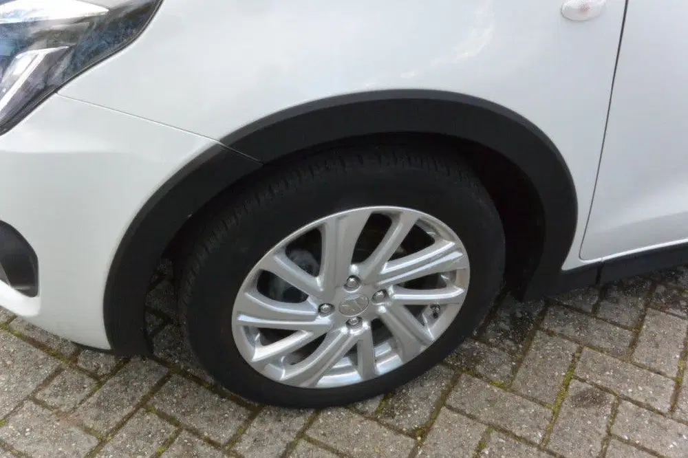 Suzuki Swift 1.2 Select Smart Hybrid 5-deurs Cruise con uit 2021, foto 8