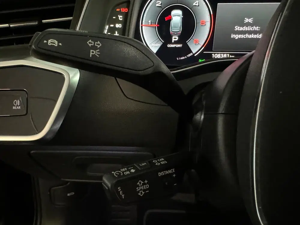 Audi A6 40 TDI quattro Pano uit 2023, foto 11