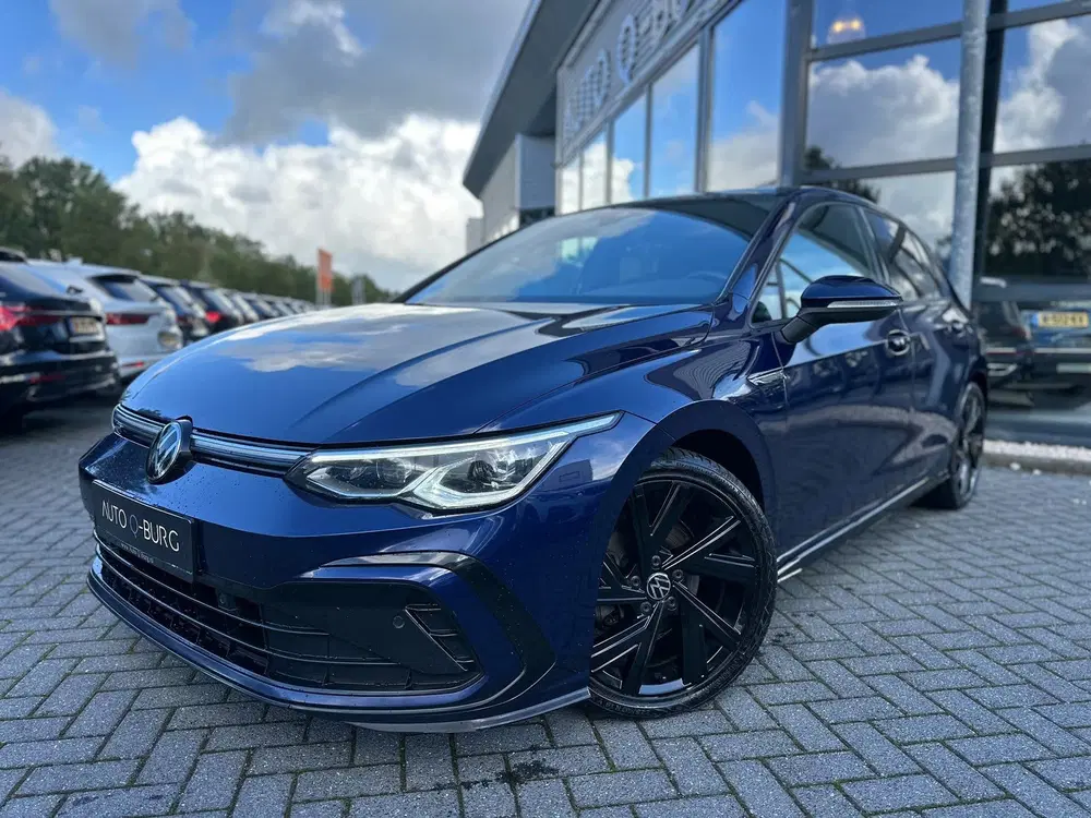 Volkswagen Golf 1.5 eTSI R-Line Business uit 2024, foto 2