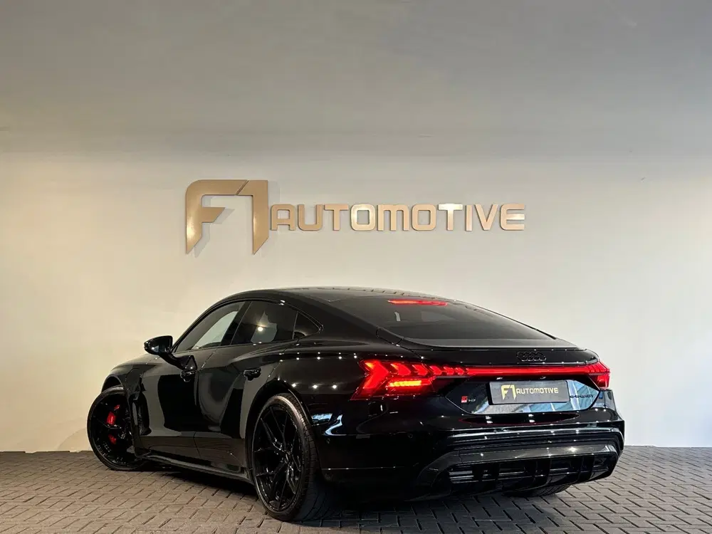 Audi e-tron GT RS 93 kWh Carbon uit 2021, foto 6