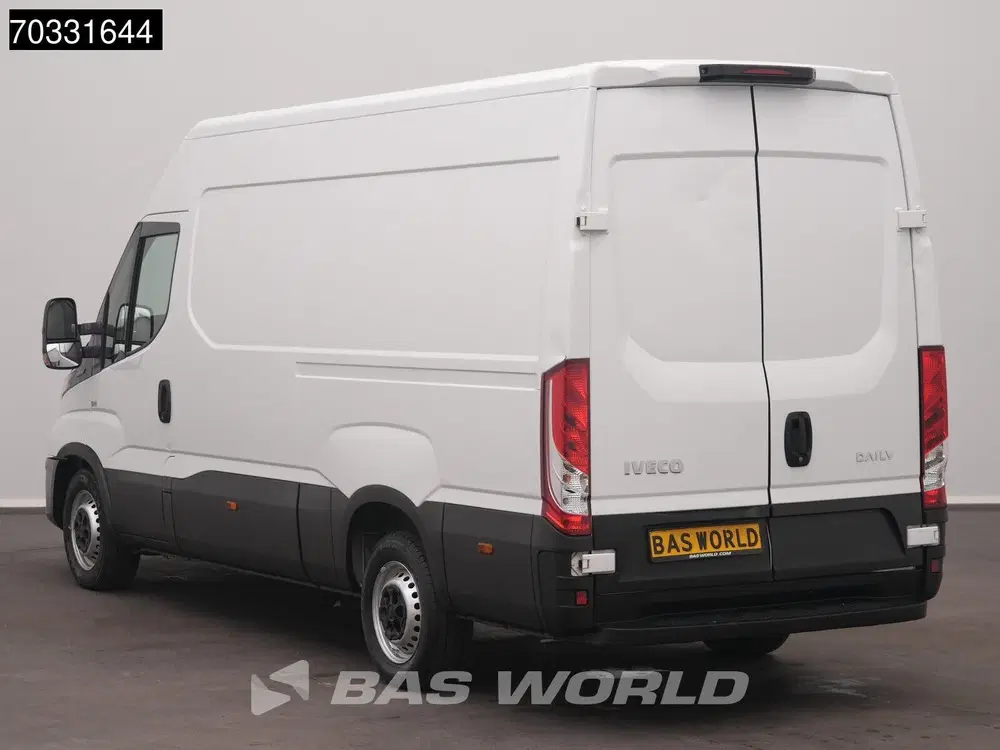 Iveco Daily L2H2 Airco Cruise 3500kg trekgewicht Euro6 uit 2021, foto 6