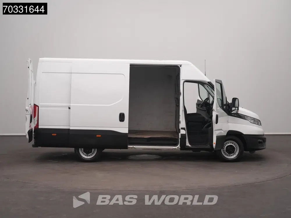 Iveco Daily L2H2 Airco Cruise 3500kg trekgewicht Euro6 uit 2021, foto 7