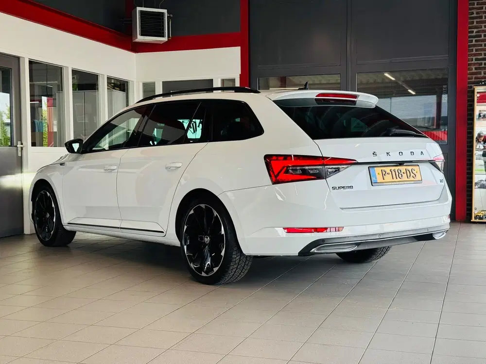 Skoda Superb 1.4 TSI iV Sportline Business*Camera*Stoe uit 2021, foto 9