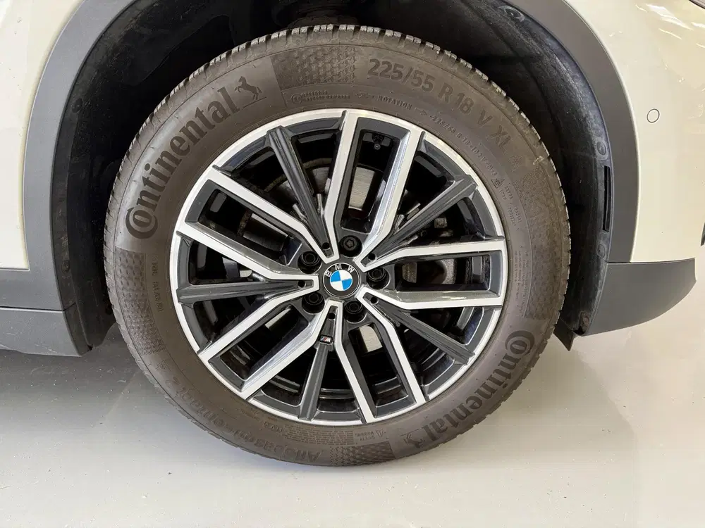 BMW X1 xDrive25e High Executive Carplay uit 2022, foto 10
