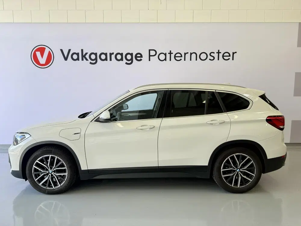 BMW X1 xDrive25e High Executive Carplay uit 2022, foto 6