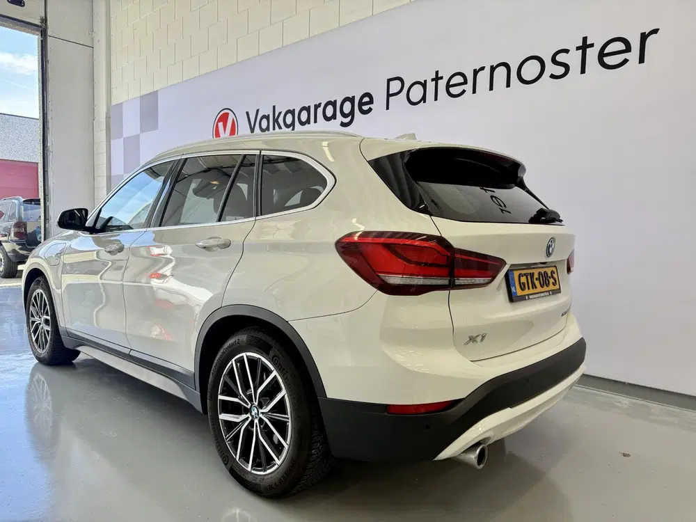 BMW X1 xDrive25e High Executive Carplay uit 2022, foto 7
