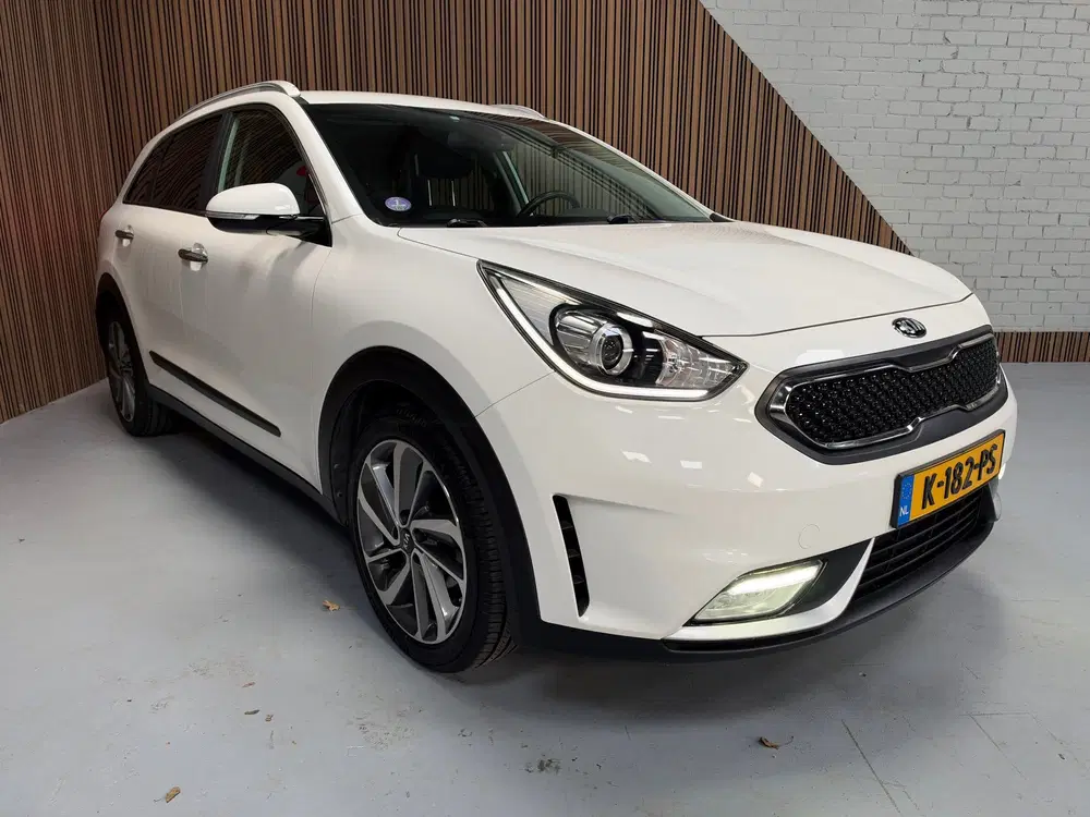 Kia Niro 1.6 GDi Hybrid ExecutiveLine uit 2019, foto 5