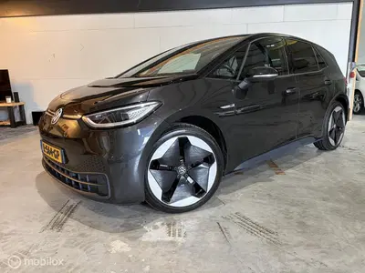 Volkswagen ID.3 First Max 58 kWh SOH 94% Panoramadak 20inc uit 2020