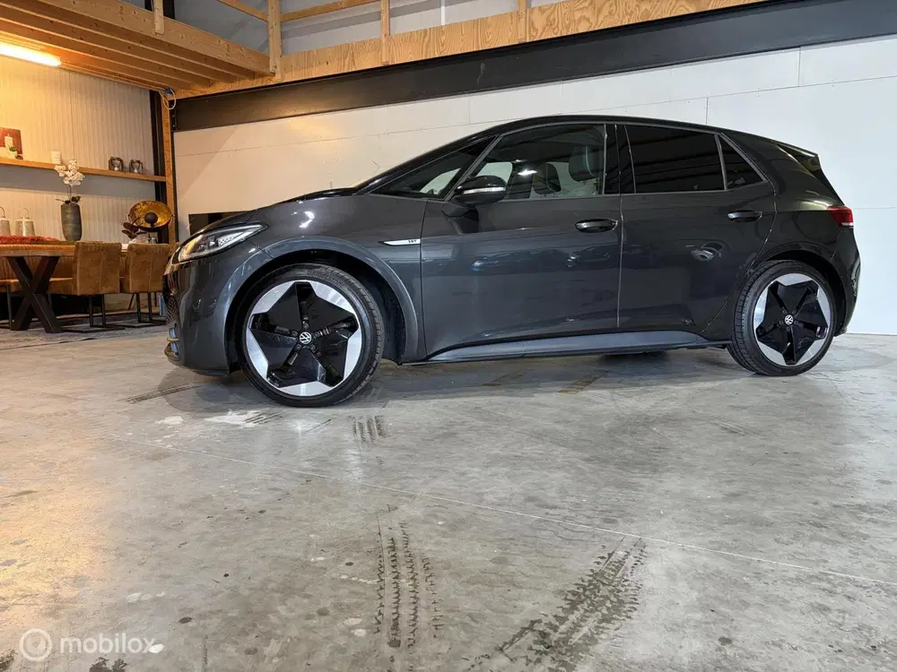 Volkswagen ID.3 First Max 58 kWh SOH 94% Panoramadak 20inc uit 2020, foto 3