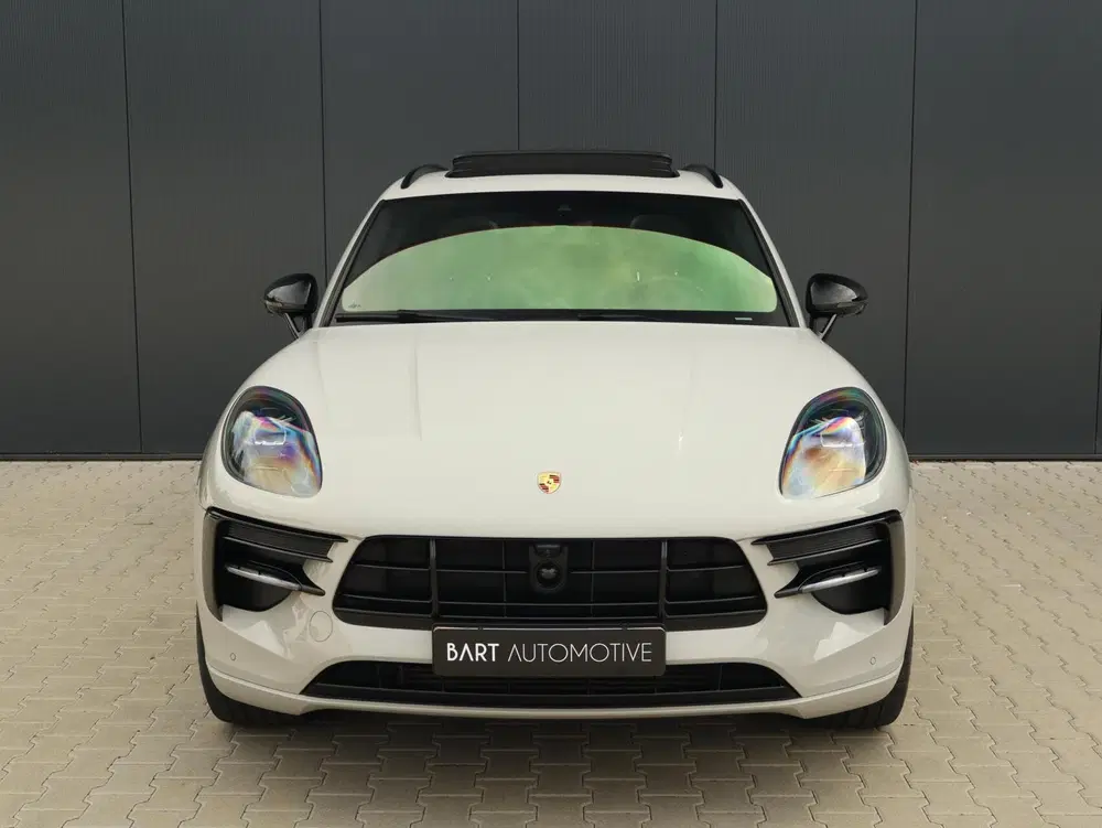 Porsche Macan 2.0 SportDesign uit 2019, foto 2